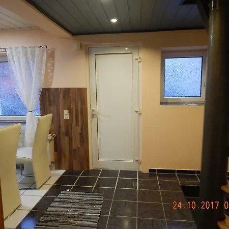 Monteurwohnung בית הארחה גלזנקירכן